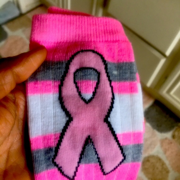 Adorable knee high breast cancer awareness socks - Picture 1 of 4